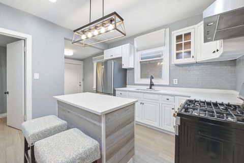 Tiny photo for 7115 S Rockwell Street, Chicago, IL 60629 (MLS # 12613492)