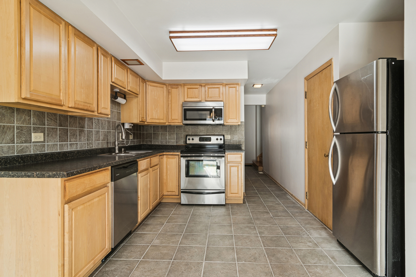 1533 N ARLINGTON HEIGHTS Road D