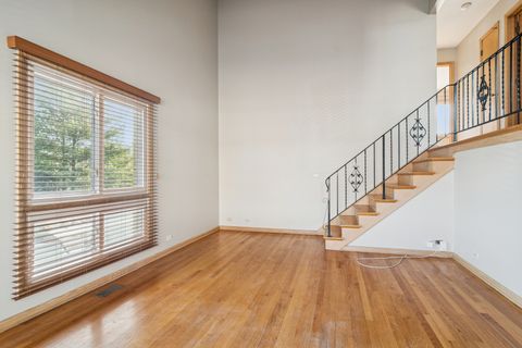 Tiny photo for 1533 N ARLINGTON HEIGHTS Road #D, Arlington Heights, IL 60004 (MLS # 12553568)