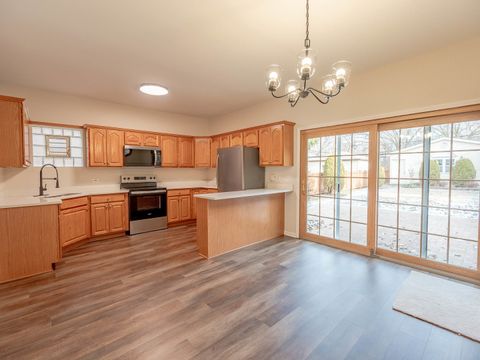 Tiny photo for 5635 N Kostner Avenue, Chicago, IL 60646 (MLS # 12543664)