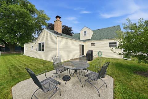 Tiny photo for 4847 W 84th Place, Burbank, IL 60459 (MLS # 12708912)