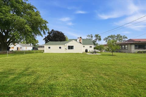 Tiny photo for 4847 W 84th Place, Burbank, IL 60459 (MLS # 12708912)