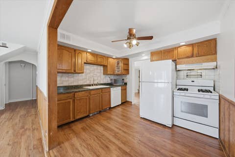 Tiny photo for 4847 W 84th Place, Burbank, IL 60459 (MLS # 12708912)