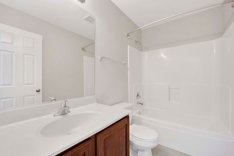 Tiny photo for 121 NEUTRENTON Avenue, Elgin, IL 60120 (MLS # 12463329)