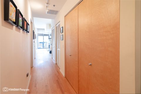 Tiny photo for 1201 W Adams Street #809, Chicago, IL 60607 (MLS # 12527407)