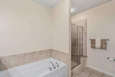 Tiny photo for 271 E Railroad Avenue #302, Bartlett, IL 60103 (MLS # 12488916)