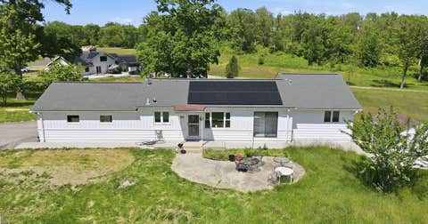 Tiny photo for 36W461 Binnie Road, Dundee, IL 60118 (MLS # 12652871)