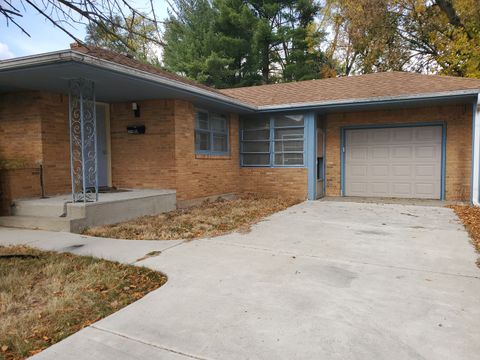 Photo of 2511 Ashland Avenue, Rockford, IL 61101 (MLS # 12509147)
