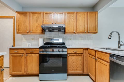 Tiny photo for 964 Elderberry Circle #116, Naperville, IL 60563 (MLS # 12650357)