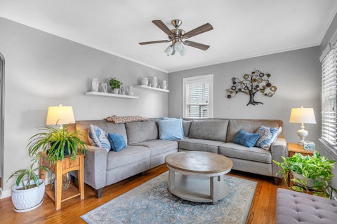 Tiny photo for 10344 S Sawyer Avenue, Chicago, IL 60655 (MLS # 12751462)