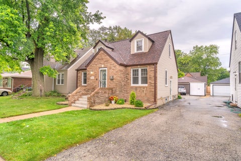 Tiny photo for 10344 S Sawyer Avenue, Chicago, IL 60655 (MLS # 12751462)