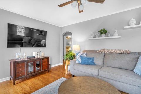 Tiny photo for 10344 S Sawyer Avenue, Chicago, IL 60655 (MLS # 12751462)
