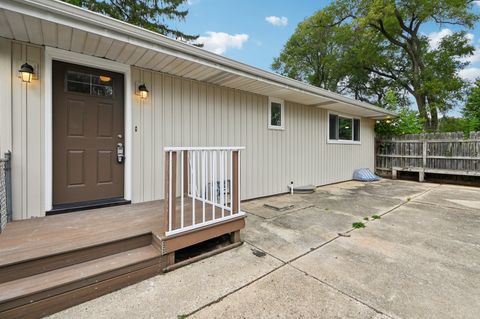 Tiny photo for 39161 N Holdridge Avenue, Beach Park, IL 60099 (MLS # 12489245)