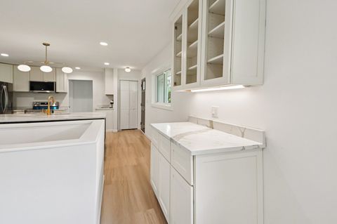 Tiny photo for 39161 N Holdridge Avenue, Beach Park, IL 60099 (MLS # 12489245)