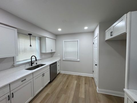 Tiny photo for 10454 S Forest Avenue, Chicago, IL 60628 (MLS # 12504494)