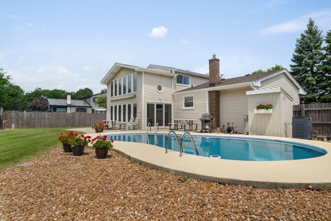 Tiny photo for 539 Hamilton Avenue, Westmont, IL 60559 (MLS # 12748563)
