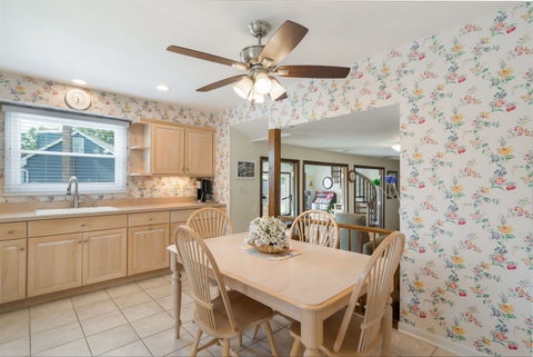 Tiny photo for 539 Hamilton Avenue, Westmont, IL 60559 (MLS # 12748563)