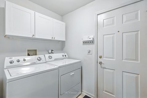 Tiny photo for 24806 Gates Court #24806, Plainfield, IL 60585 (MLS # 12468349)