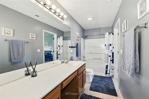 Tiny photo for 24806 Gates Court #24806, Plainfield, IL 60585 (MLS # 12468349)