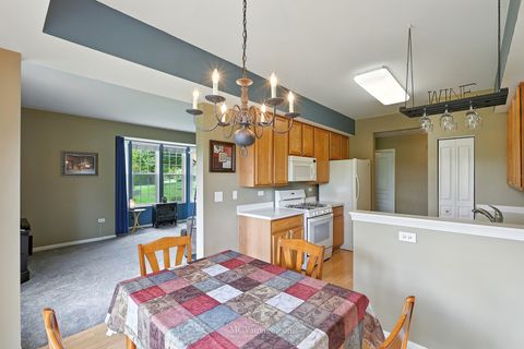 Tiny photo for 24806 Gates Court #24806, Plainfield, IL 60585 (MLS # 12468349)