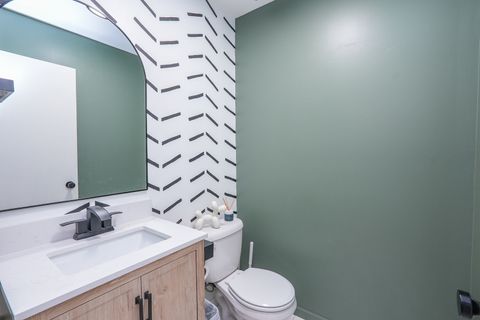 Tiny photo for 686 Sandburg Drive, Manteno, IL 60950 (MLS # 12521931)