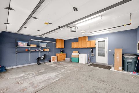 Tiny photo for 2334 Reflections Drive, Aurora, IL 60502 (MLS # 12597290)