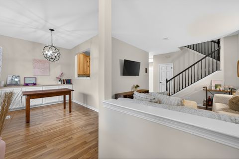 Tiny photo for 2334 Reflections Drive, Aurora, IL 60502 (MLS # 12597290)