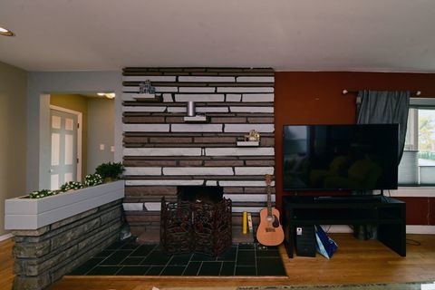 Tiny photo for 2140 Beechnut Road, Northbrook, IL 60062 (MLS # 12507722)