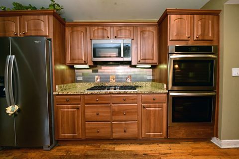 Tiny photo for 2140 Beechnut Road, Northbrook, IL 60062 (MLS # 12507722)