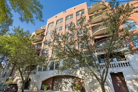 Photo of 1426 N ORLEANS Street #202, Chicago, IL 60610 (MLS # 12792352)