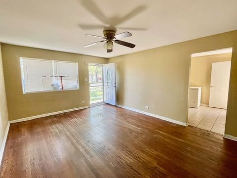 Tiny photo for 9562 S Green Street, Chicago, IL 60643 (MLS # 12485921)