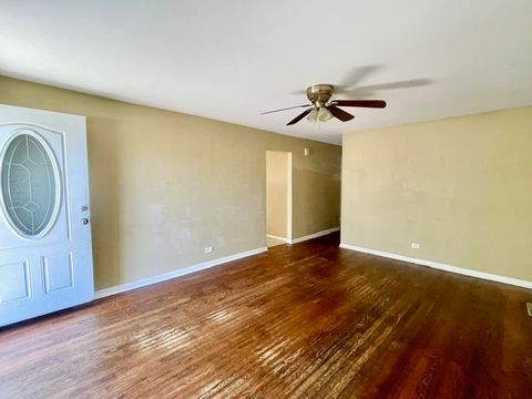 Tiny photo for 9562 S Green Street, Chicago, IL 60643 (MLS # 12485921)