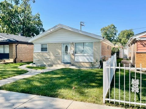 Tiny photo for 9562 S Green Street, Chicago, IL 60643 (MLS # 12485921)
