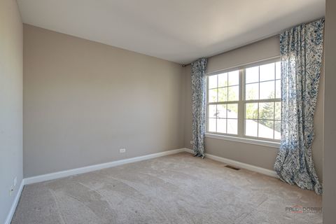 Tiny photo for 2460 VIOLET Street, Glenview, IL 60026 (MLS # 12678594)