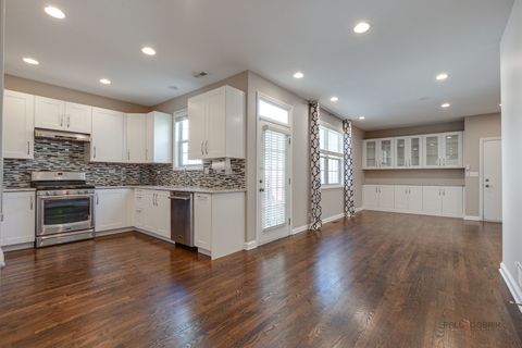 Tiny photo for 2460 VIOLET Street, Glenview, IL 60026 (MLS # 12678594)