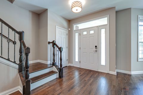 Tiny photo for 2460 VIOLET Street, Glenview, IL 60026 (MLS # 12678594)