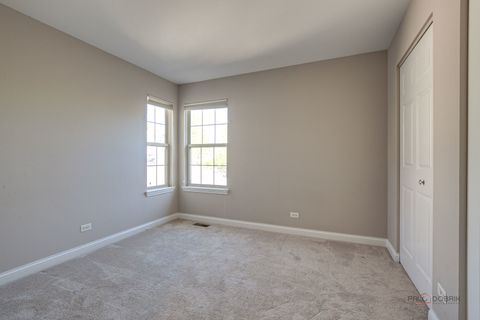 Tiny photo for 2460 VIOLET Street, Glenview, IL 60026 (MLS # 12678594)