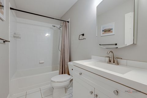 Tiny photo for 2460 VIOLET Street, Glenview, IL 60026 (MLS # 12678594)