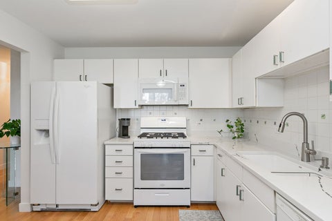 Tiny photo for 2870 Meadow Lane #V1, Schaumburg, IL 60193 (MLS # 12688515)