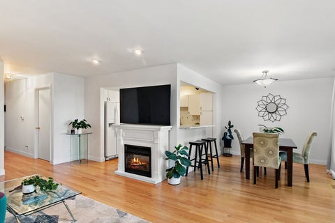 Tiny photo for 2870 Meadow Lane #V1, Schaumburg, IL 60193 (MLS # 12688515)