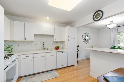Tiny photo for 2870 Meadow Lane #V1, Schaumburg, IL 60193 (MLS # 12688515)