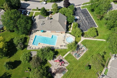Tiny photo for 2870 Meadow Lane #V1, Schaumburg, IL 60193 (MLS # 12688515)