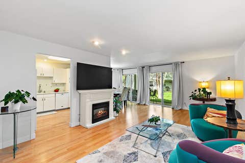 Tiny photo for 2870 Meadow Lane #V1, Schaumburg, IL 60193 (MLS # 12688515)