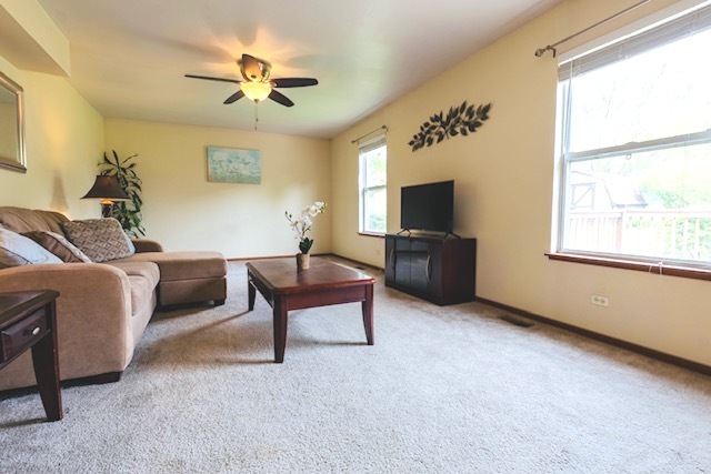 1413 N Metropolitan Avenue