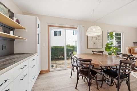 Tiny photo for 689 Fieldcrest Drive #B, South Elgin, IL 60177 (MLS # 12763777)
