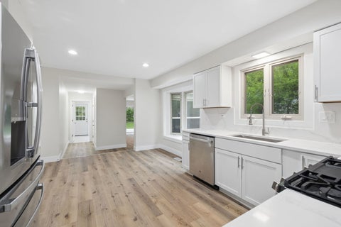 Tiny photo for 904 Iroquois Avenue, Naperville, IL 60563 (MLS # 12564032)