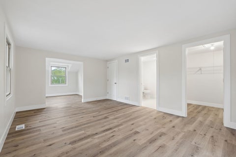 Tiny photo for 904 Iroquois Avenue, Naperville, IL 60563 (MLS # 12564032)