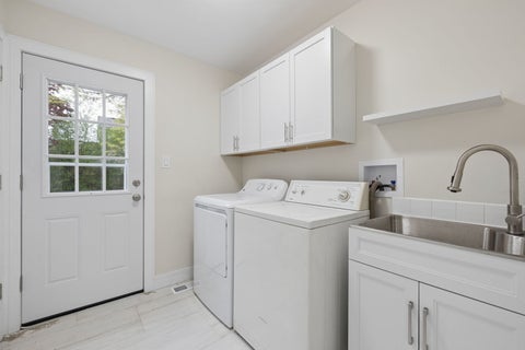 Tiny photo for 904 Iroquois Avenue, Naperville, IL 60563 (MLS # 12564032)