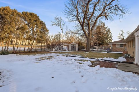 Tiny photo for 1913 Rancho Lane, Des Plaines, IL 60016 (MLS # 12564945)