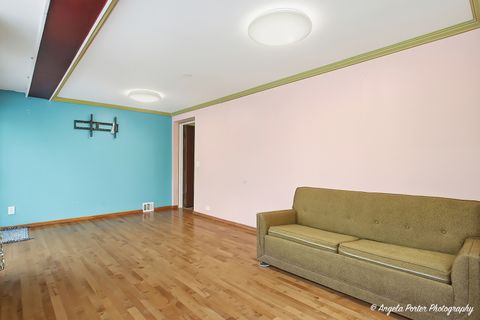 Tiny photo for 1913 Rancho Lane, Des Plaines, IL 60016 (MLS # 12564945)